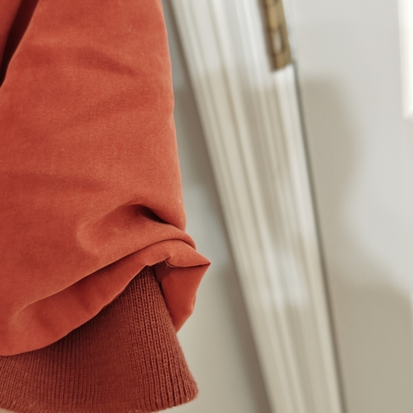 Abercrombie and Fitch Faux Fur hooded Parka Coat size Small - Picture 4 of 11